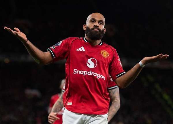 曼联与喀麦隆足协协商姆伯莫非洲杯征调时间