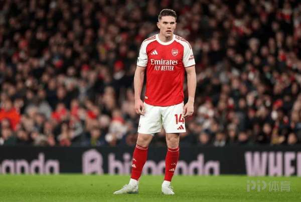 内维尔痛批哲凯赖什：连"糟糕"都不足以形容的灾难级表现