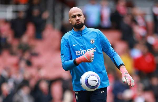 桑切斯盛赞伤愈帕尔默神奇戴帽 揭秘蓝军更衣室对罗塞尼尔的真实评价